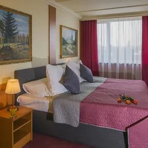 **** Szálloda Top Hotel Praha Csehország